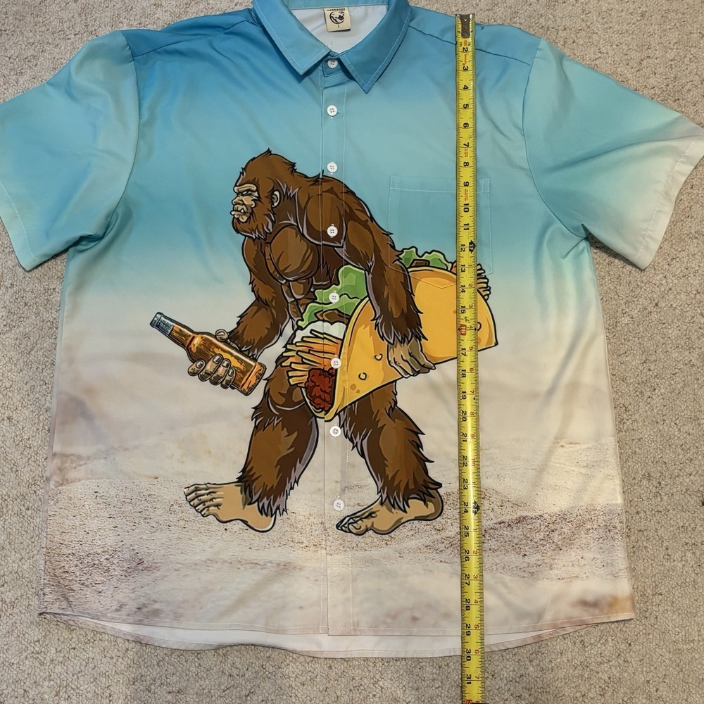 HARDADDY Men's Lg Shirt BigFoot w Taco & Beer at Beach Button Down Short Sleeve - Picture 7 of 7